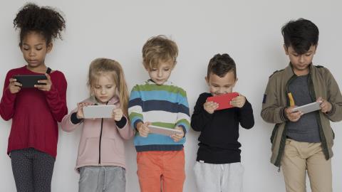 Lloyds Kids Account – Smart Start Savings & Debit Card