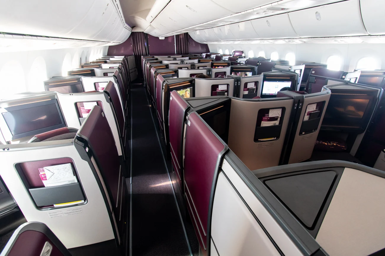 Qatar Business Class Review 2025: Luxury, Qsuite & In-Flight Experience