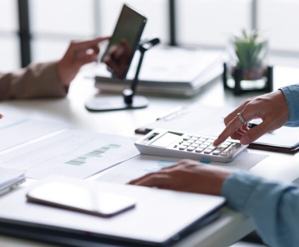 How Clean Books Help Ecommerce Owners Make Smarter Decisions