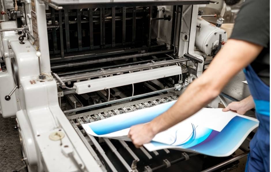 The Benefits of Utilizing Invoice and Statement Printing Services for Your Business