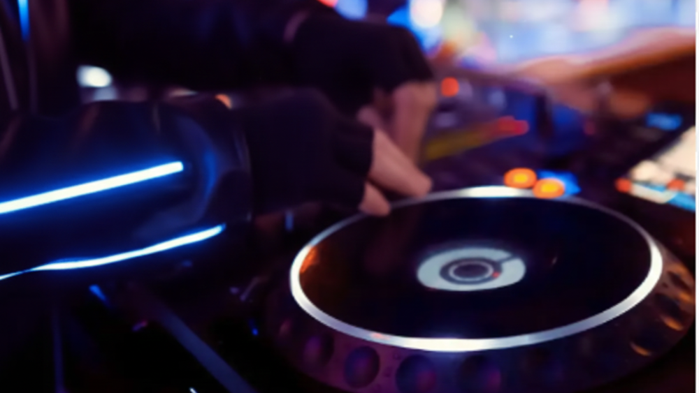 The Sound That Defines the Night Why DJs Matter at Every Dubai Event